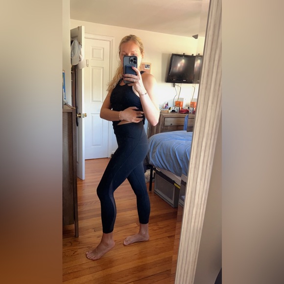 LIMITED EDITION Womens Lululemon wunder under legging - Picture 4 of 9